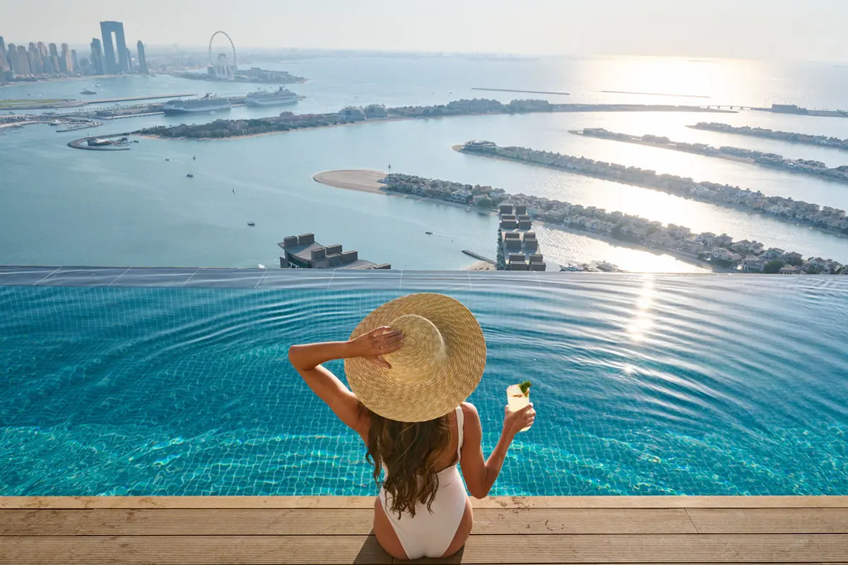 AURA Infinity pool in Dubai