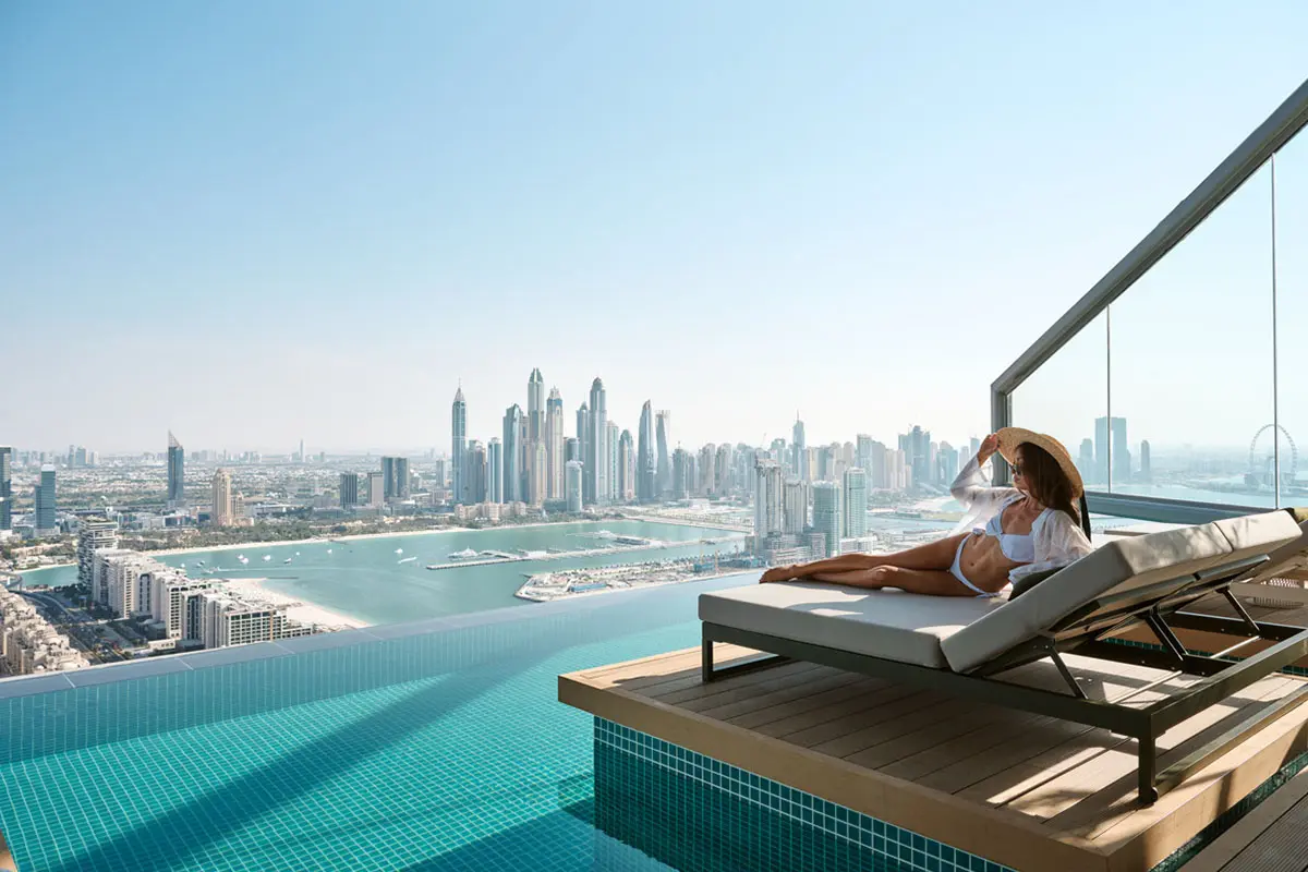 AURA Infinity pool in Dubai